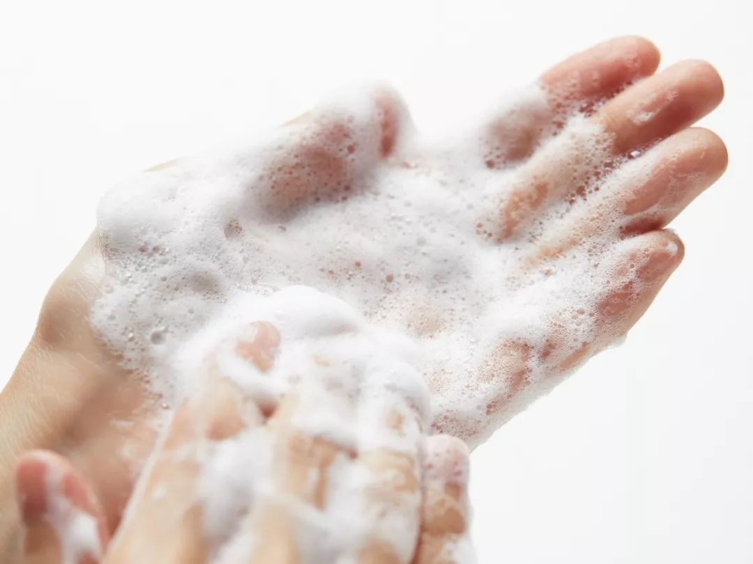 洗一次,头发就像打了水光针!干枯毛躁救星!