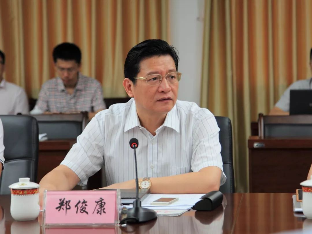 市委书记再管不好端整个班子人民日报怒斥不如问责