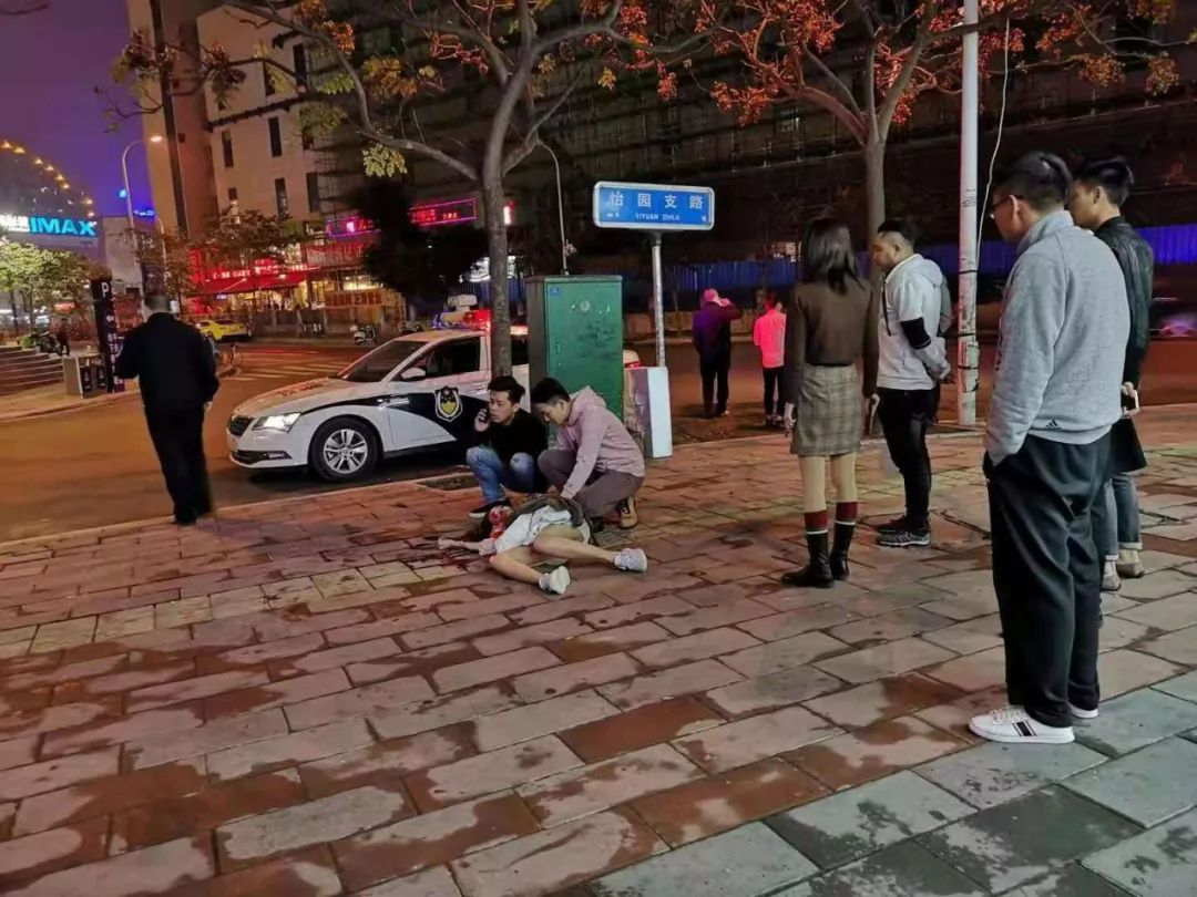 凶手是前男友!福州花季少女深夜万象城附近被捅身亡.