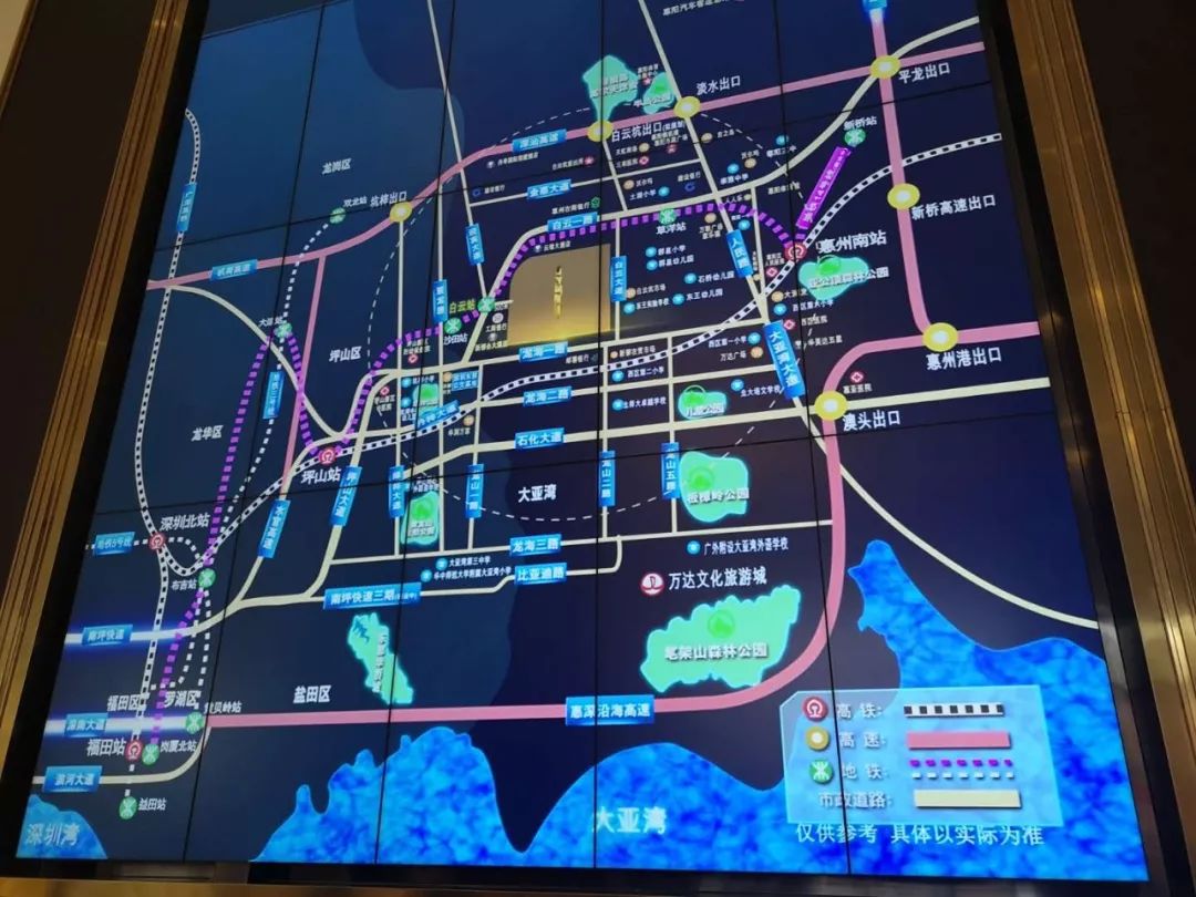 里奥小镇吸引人口_意大利布特里奥小镇(3)