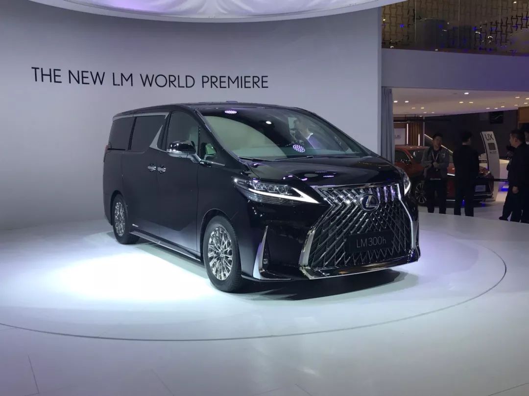 加价20万的埃尔法也只能当小弟,雷克萨斯lm正式发布