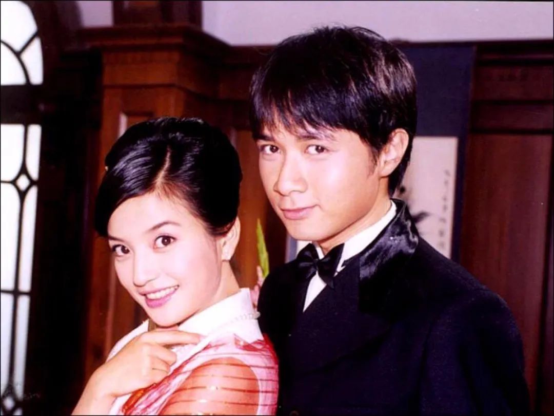 情深深雨蒙蒙里一共有多少歌每首歌都有一个故事