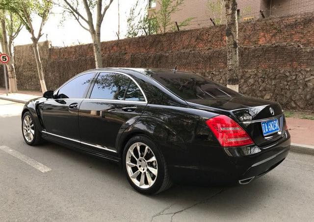 绝对稀有劳伦士s600十二缸暴躁机器不是所有奔驰都叫劳伦士