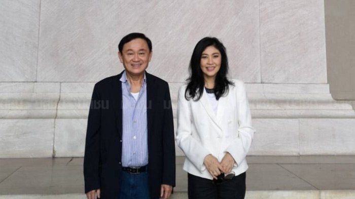 英拉与他信现身美国泰国警方正在调查