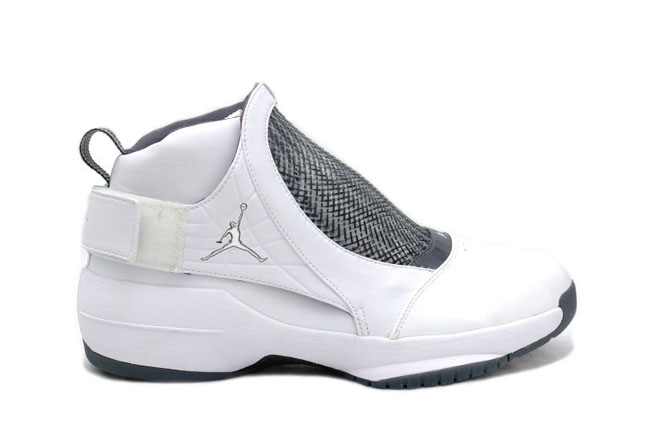 时隔整整15年airjordan19元年配色复刻消息曝出