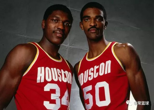 他是技术流中锋的一代宗师!