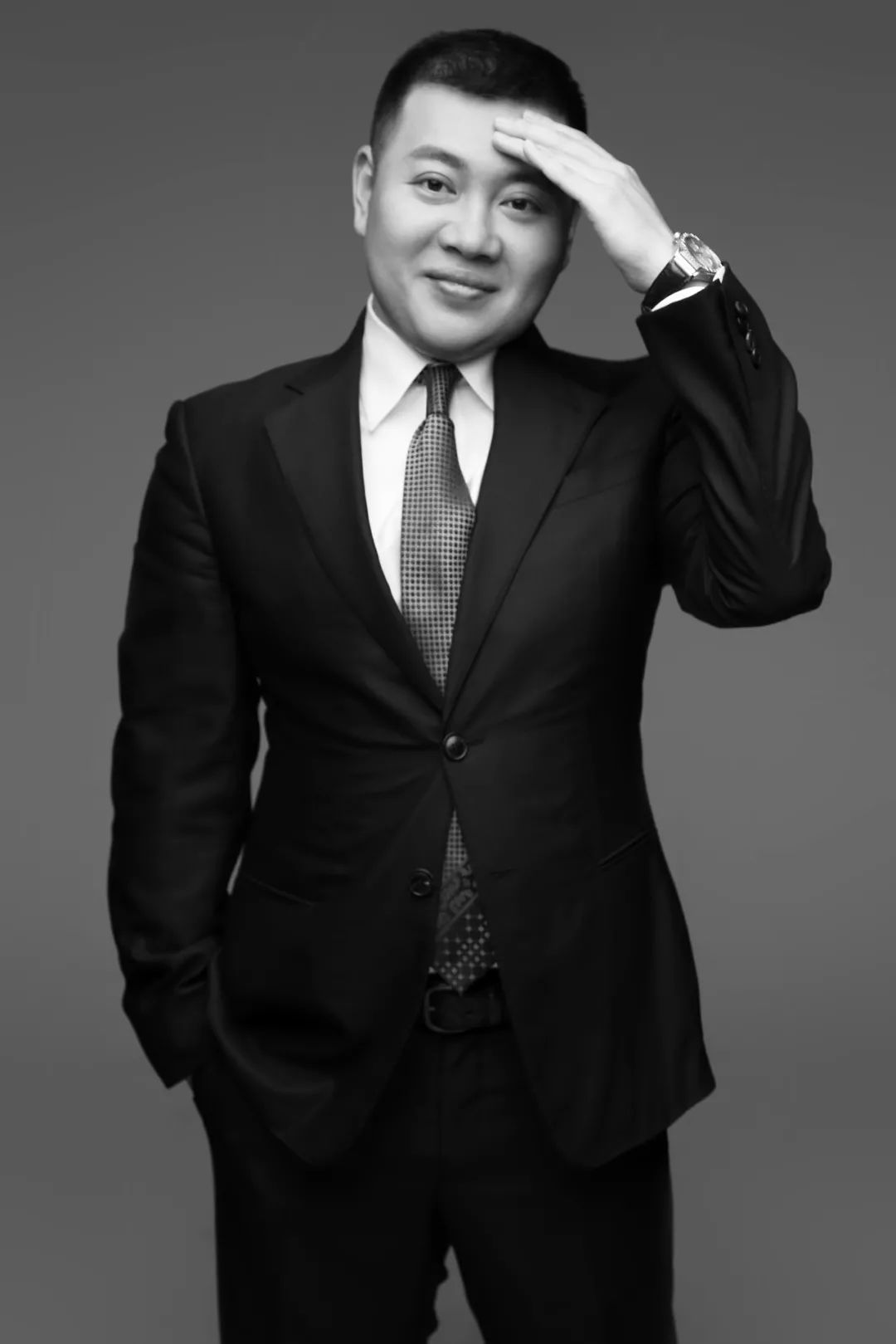 对话管寰宇普信资产作为一家专业的财富管理机构,面向高成长性人群