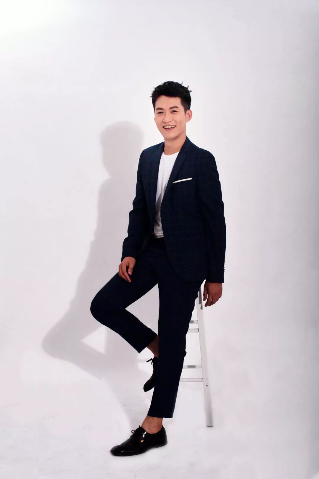 818丨他们上杂志封面啦!梁宇翀张宇航"双宇"型男组合c位出道!