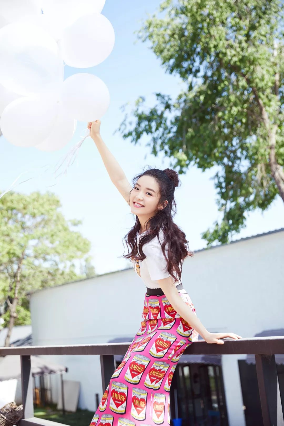 从"华科学霸"到天娱新锐小花,"宝藏女孩"金雯昕是如何炼成的?