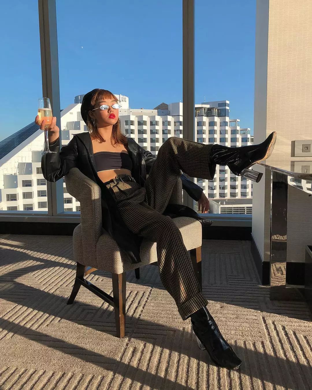 壁池丨一定要穿大logo才能做潮流女神?她说不!