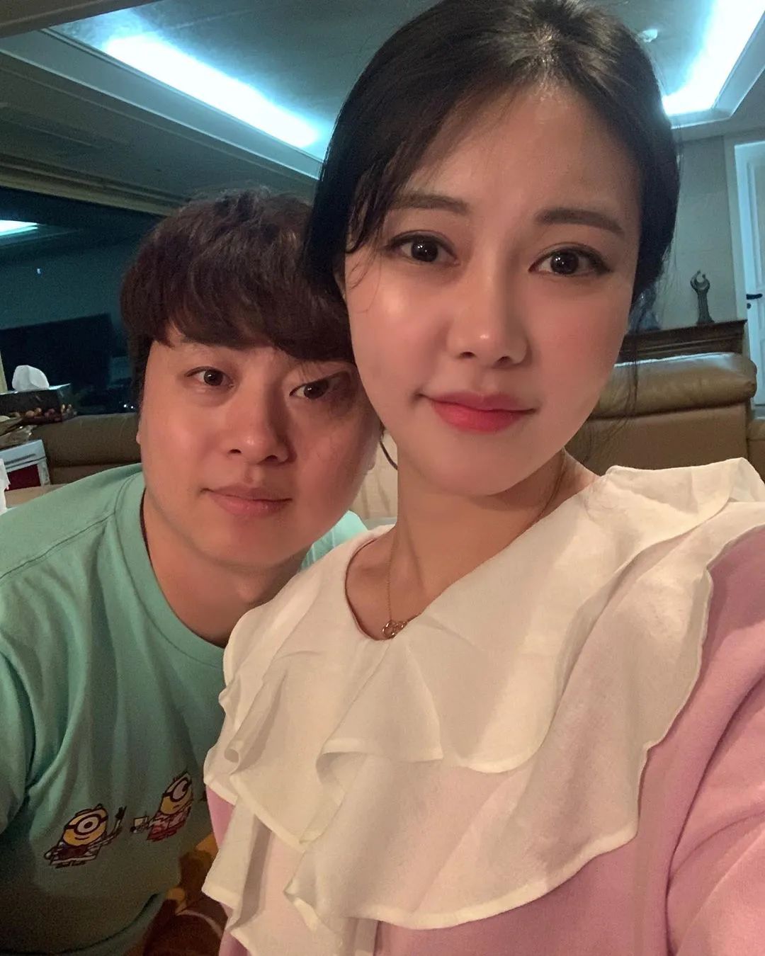 韩国人妻超渣P图技术爆笑全网：老婆千娇百媚，老公千奇百怪
