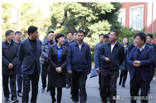 吉林市副市长盖东平到永吉县实验高中调研
