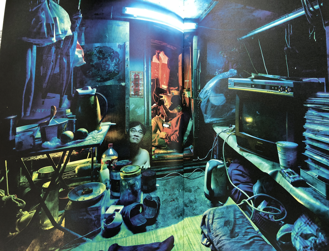 笼屋棺材房 香港为何有这样不人道的地方?