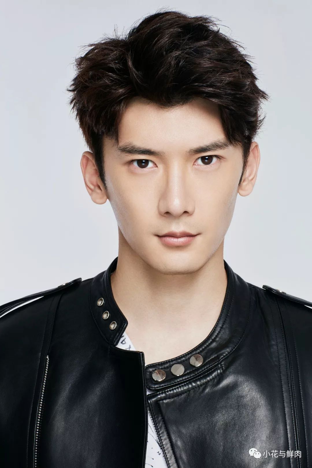 刘芮麟:假的玉自寒,真的"老干部"?