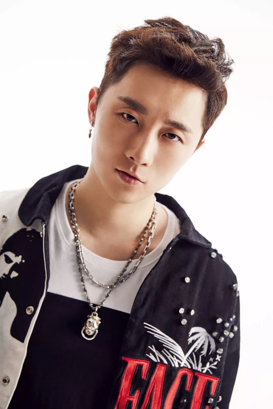 演戏发新歌两不误结爱里的才子宋秉洋了解一下