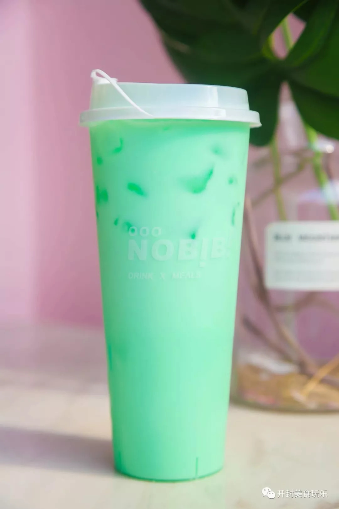 柠檬贴壁恰到好处,美容又健康,蓝柑,养乐多,柠檬汁,火龙果等等融合