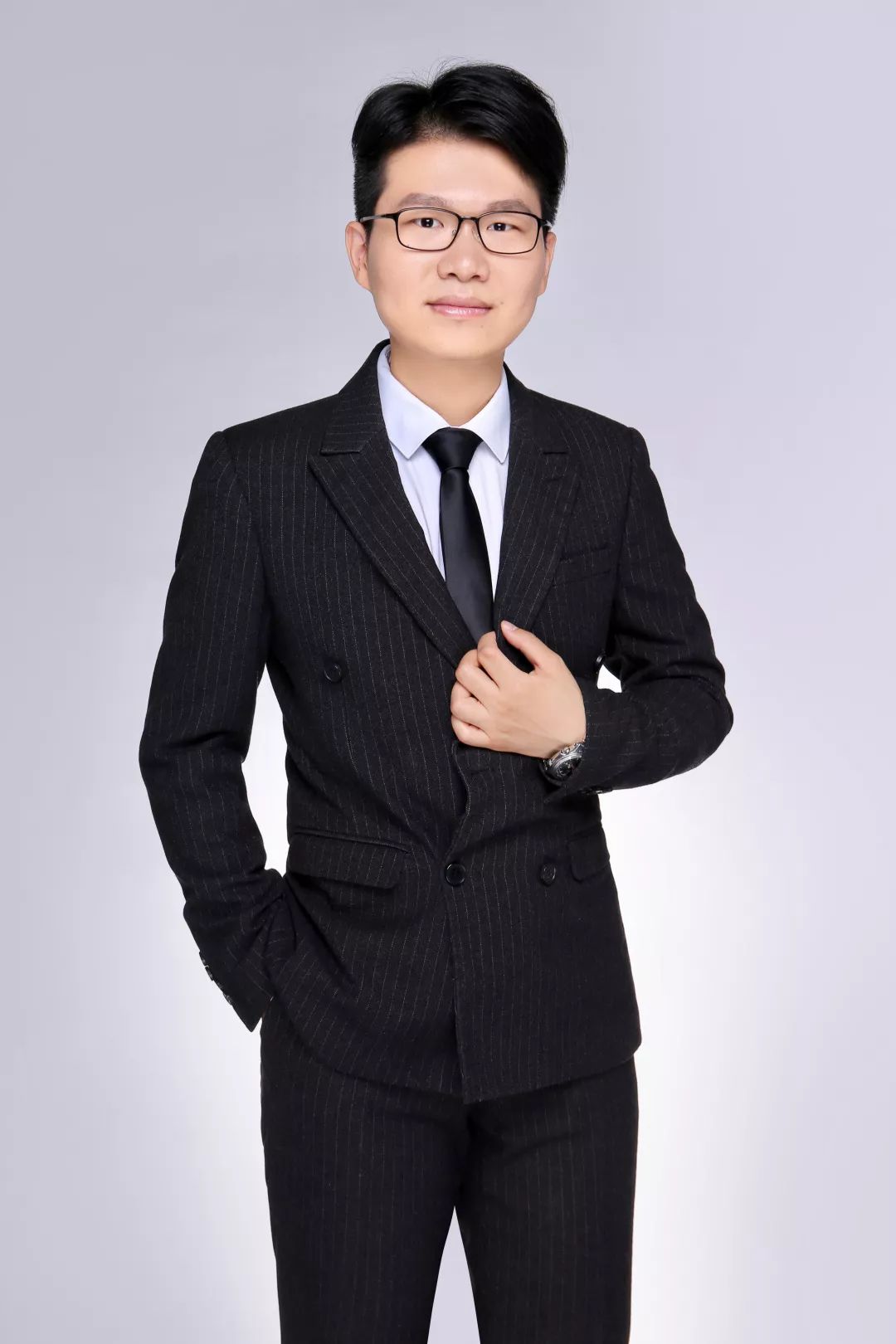 兴业策略王德伦团队获"2018最具价值金牛分析师"