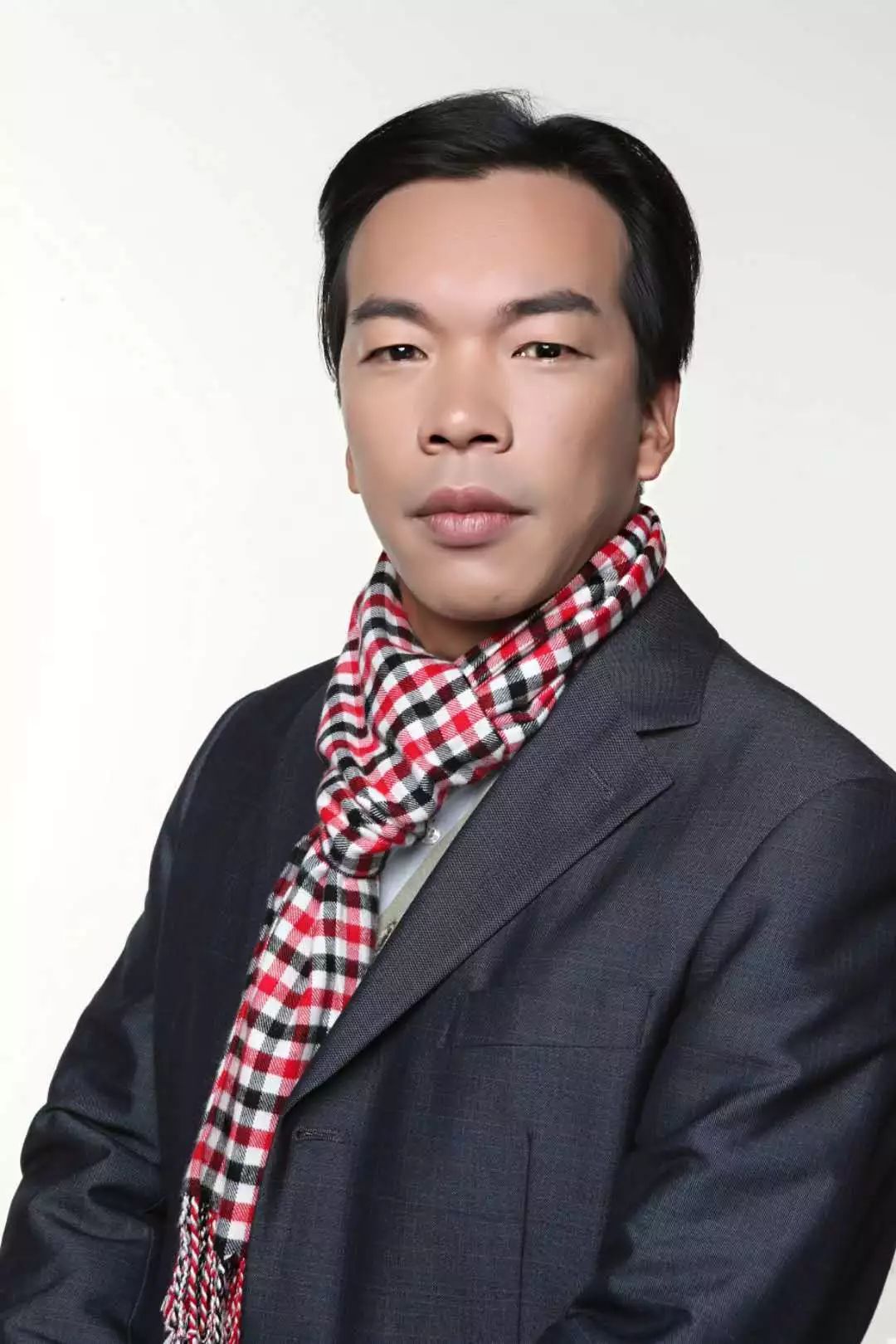 冬至,喜剧达人杨建伟来啦,这次他饰演大厨,却差点引来