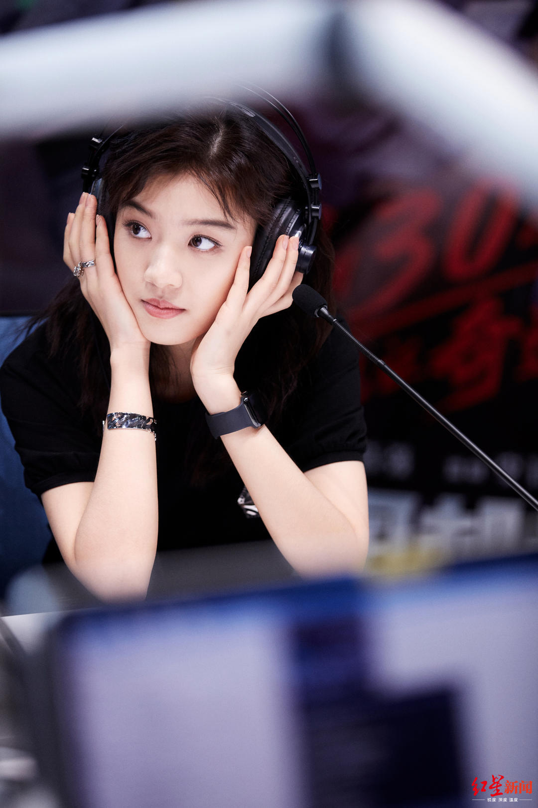 雅玫独家专栏她是成都妹子扮演中国机长2号乘务员张秋悦