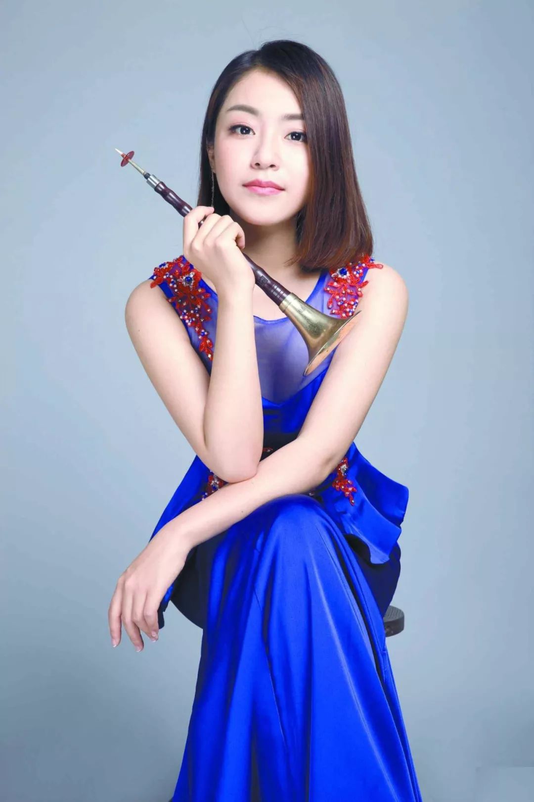 新加坡华乐团与奥斯卡获奖作曲家谭盾的专聘唢呐演奏家刘雯雯合作