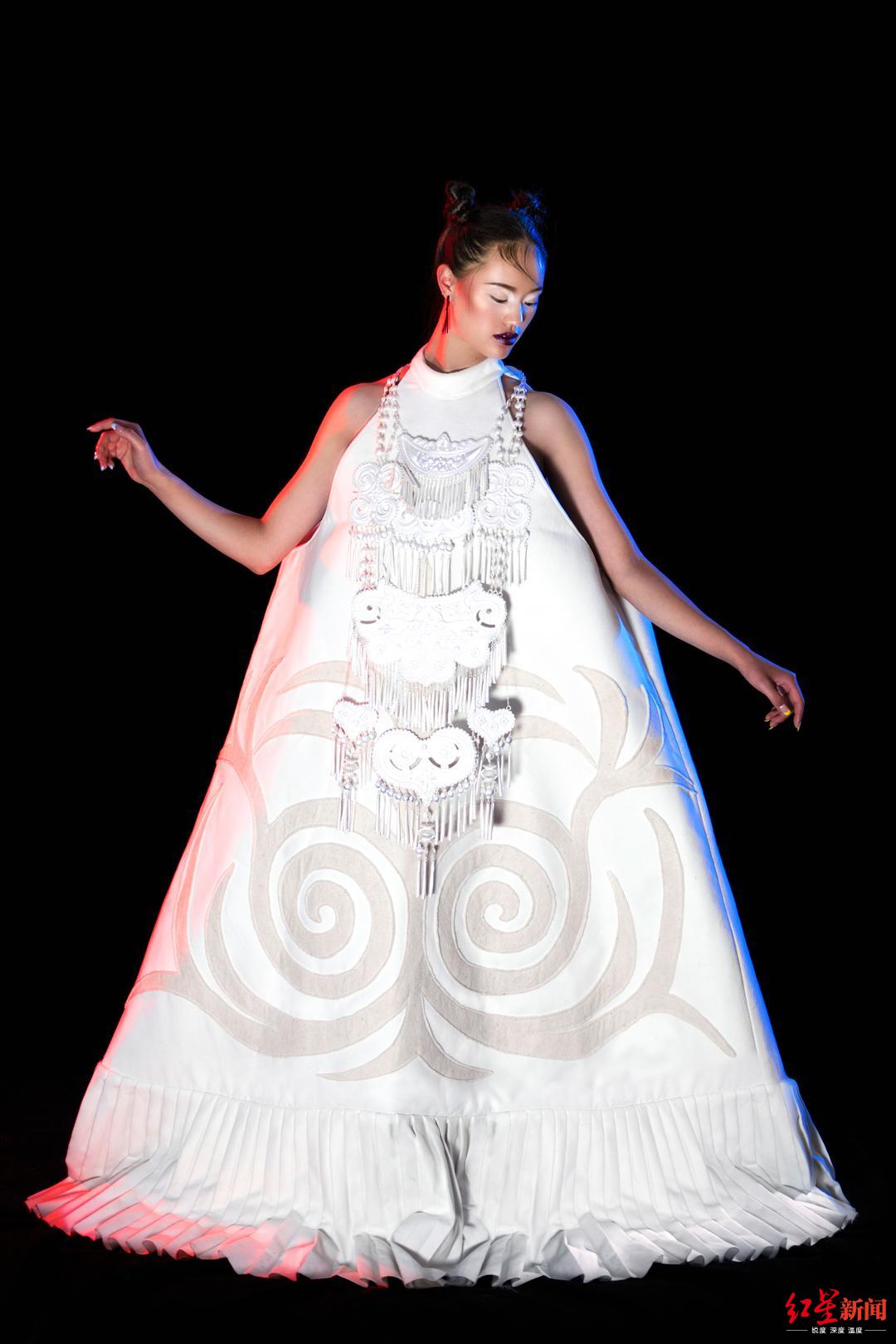 即将亮相中国非遗服饰秀的这些四川彝族服饰超惊艳