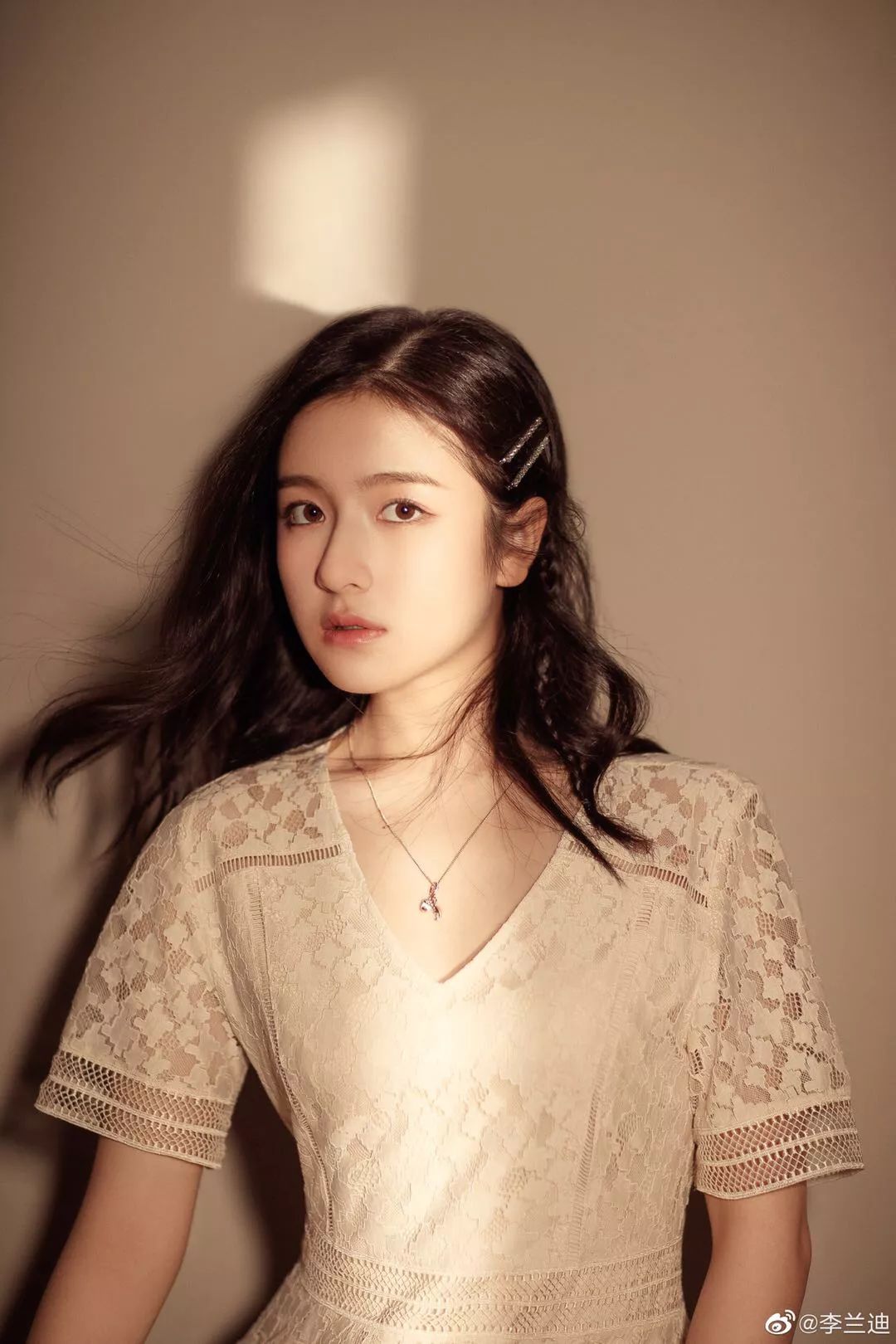 ab,杨紫,肖战,李兰迪,隐婚生子的钙男星,养小宝贝的豪门千金 | 最新