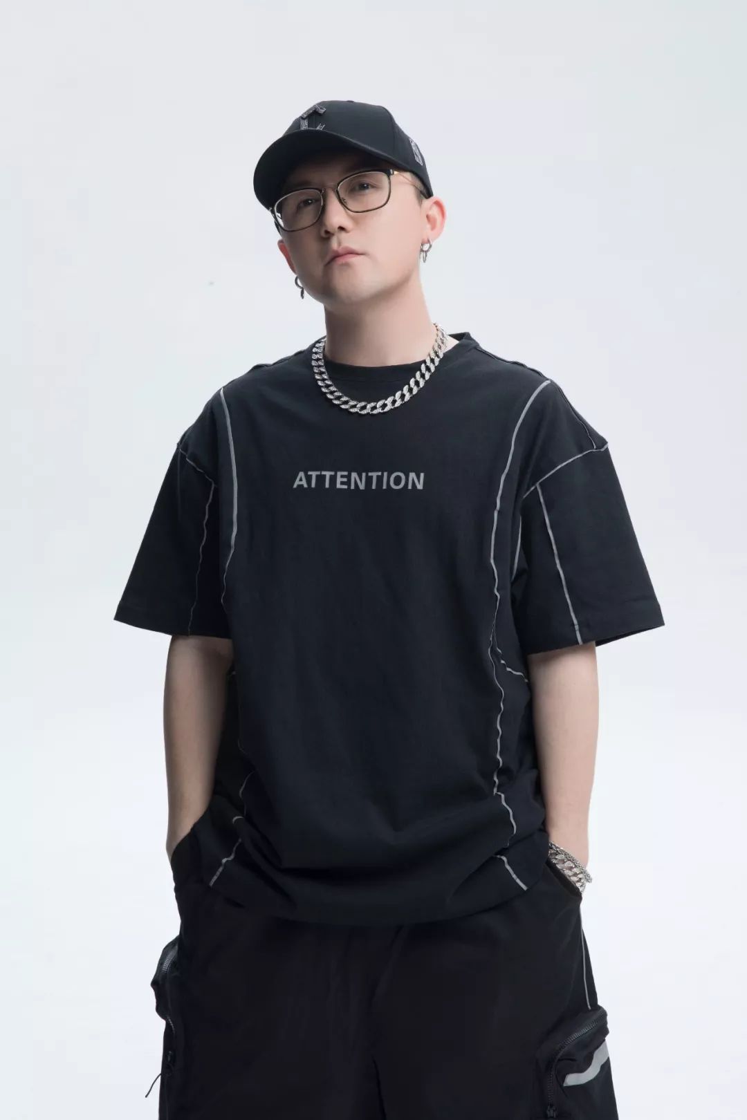 那吾克热,dizkar地磁卡周末作客974live show