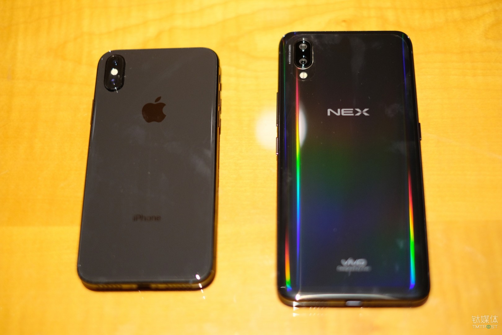 vivo nex 旗舰版上手:无刘海,零感全面屏和第三代屏下指纹识别