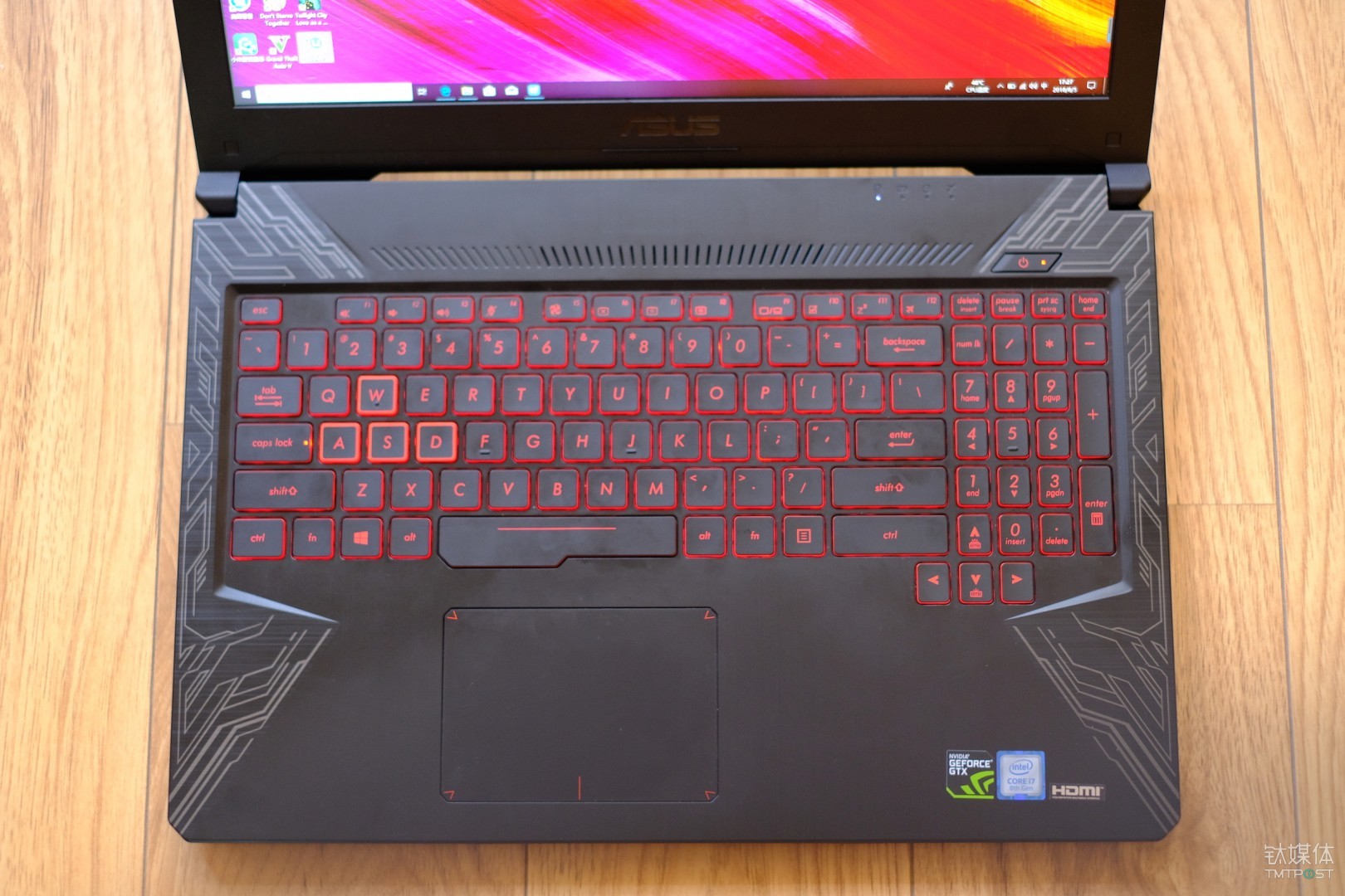 吃鸡利器120hz屏幕搭配gtx10606gb显卡华硕飞行堡垒5代评测