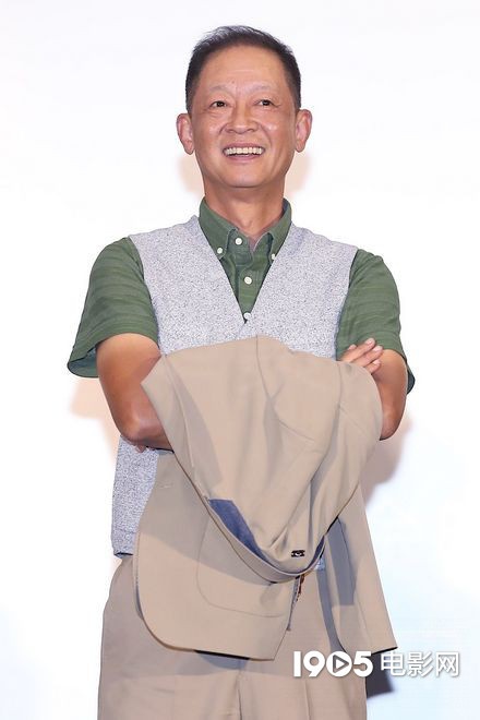 韩庚助阵《最长一枪》首映 王志文获赞演技高级