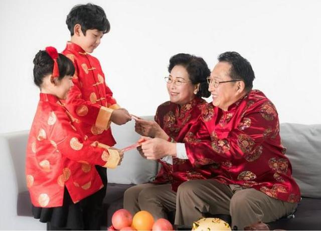 格格:过年了,孩子收到的红包,父母该不该没收?一起来聊聊