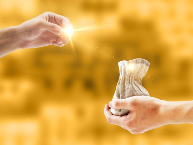 吸金能力大增 前十月公募基金募资超8400亿元