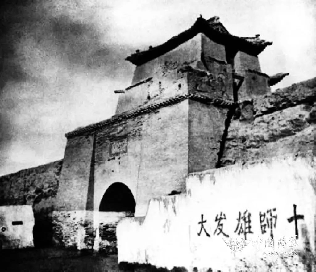 1948年6月,在解放丰润城战斗中,该连随团由遵化附近地区出发,经一昼夜