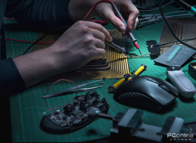 【diy老司机】无线充电鼠标会是将来的发展方向么?