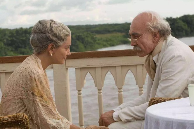 马尔克斯的另一部作品《霍乱时期的爱情》已经改编成电影。图为2007年同名电影剧照。