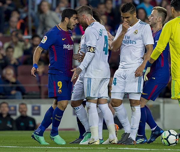 丑陋的西班牙国家德比一场2比2踹人和肘击成了主角