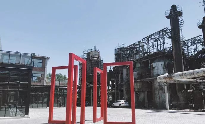 地址:广州市白云区黄石西路小坪立交引桥位置