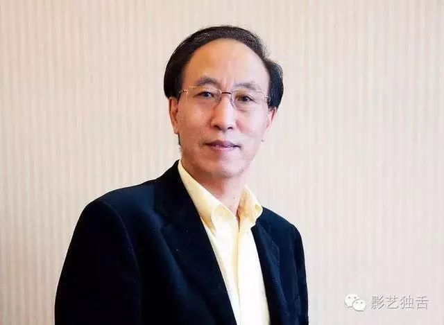 王鹏举:高片酬,假收视,拖欠款三座大山必须早日铲除