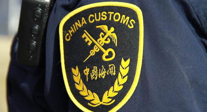 开车前请务必检查 很多驾驶员因为这个违法行为被处罚