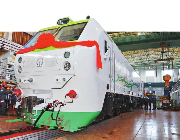 外国牛人发明的新能源电力机车