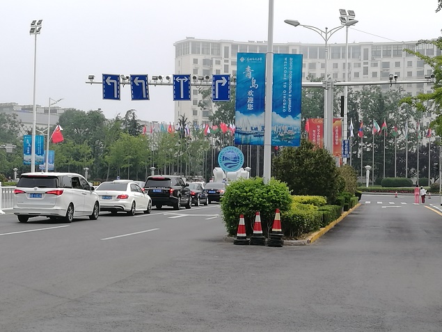 上合氛围随处可见 青岛喜迎八方宾朋