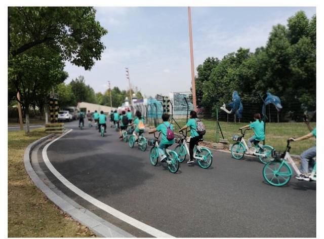 滴滴青桔单车举办沿长江骑行活动