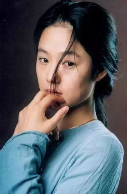 周韵四十,美得不像人间烟火|周韵|姜文|烟火_新浪新闻