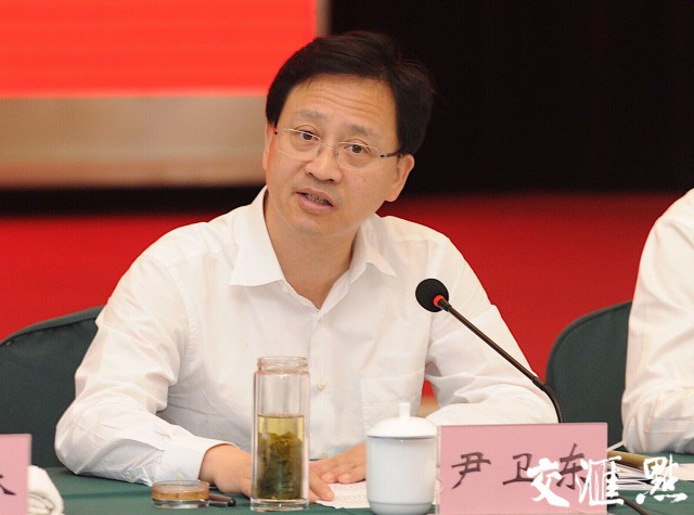 省委副秘书长尹卫东尹卫东说,大会期间,全国各地青年代表欢聚北京,这