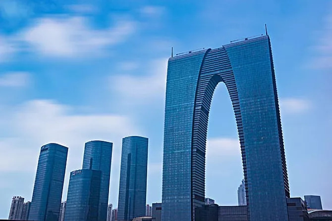 昆山金字塔大楼火到国外去了苏州牛逼的建筑可不止它