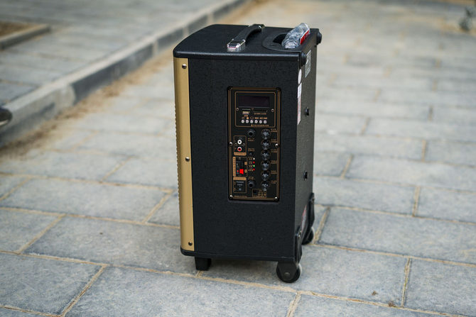 谁才是广场舞之王4款主流户外音箱大pk