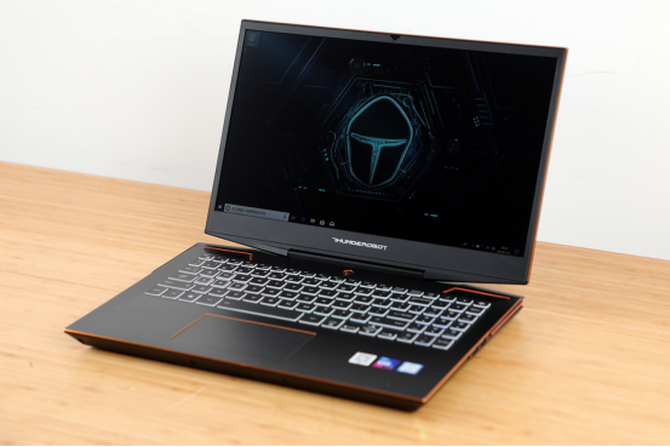 硬核薄韧追光来袭雷神911pro追光者天猫商城火热抢购中