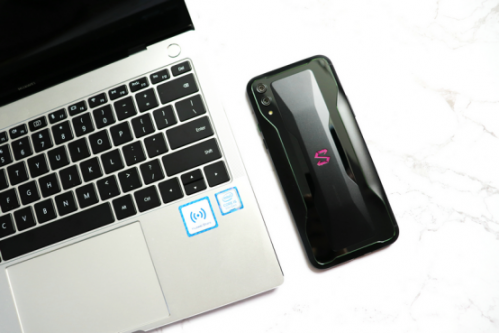 黑鲨游戏手机2全面评测:Magic Press真的好嗨