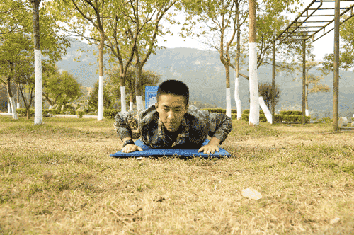 伤病猛于虎兵哥哥教你如何训练前热身附动图