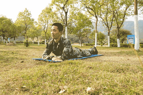 伤病猛于虎兵哥哥教你如何训练前热身附动图